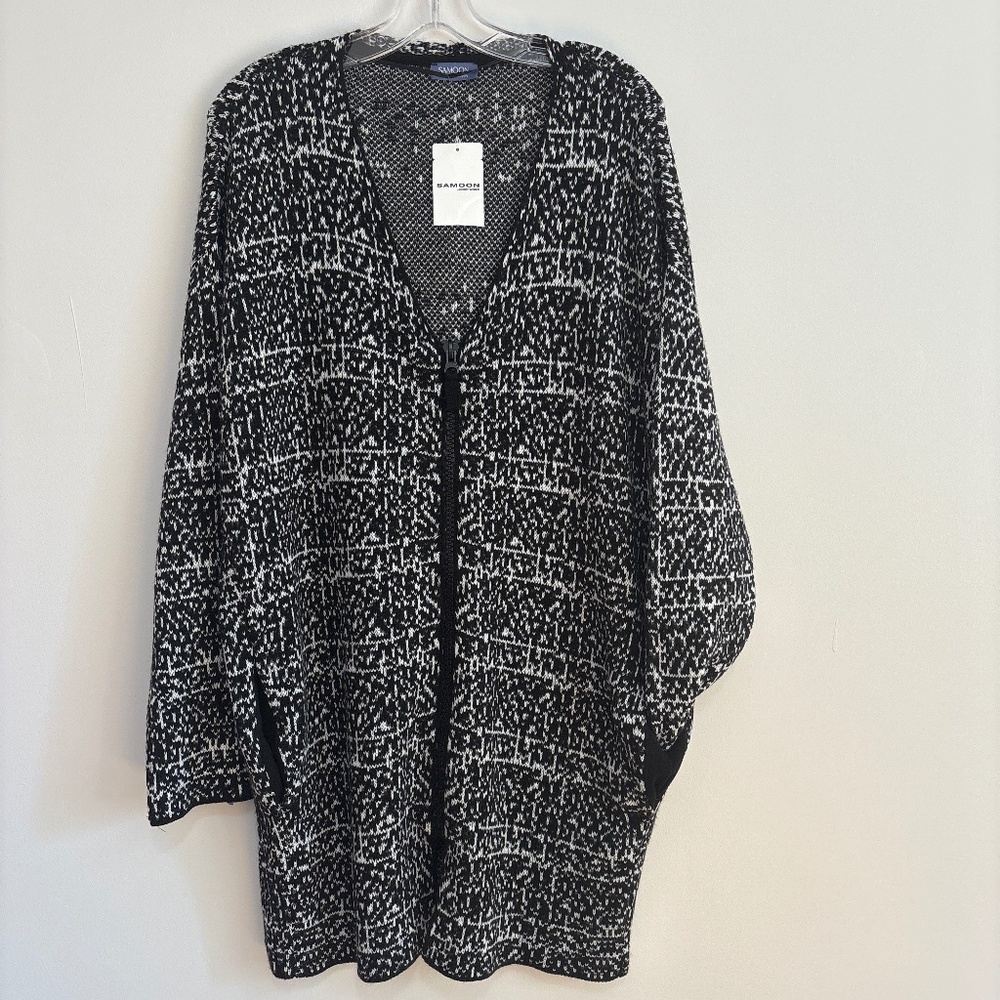 Samoon black and white V neck cardi sweater